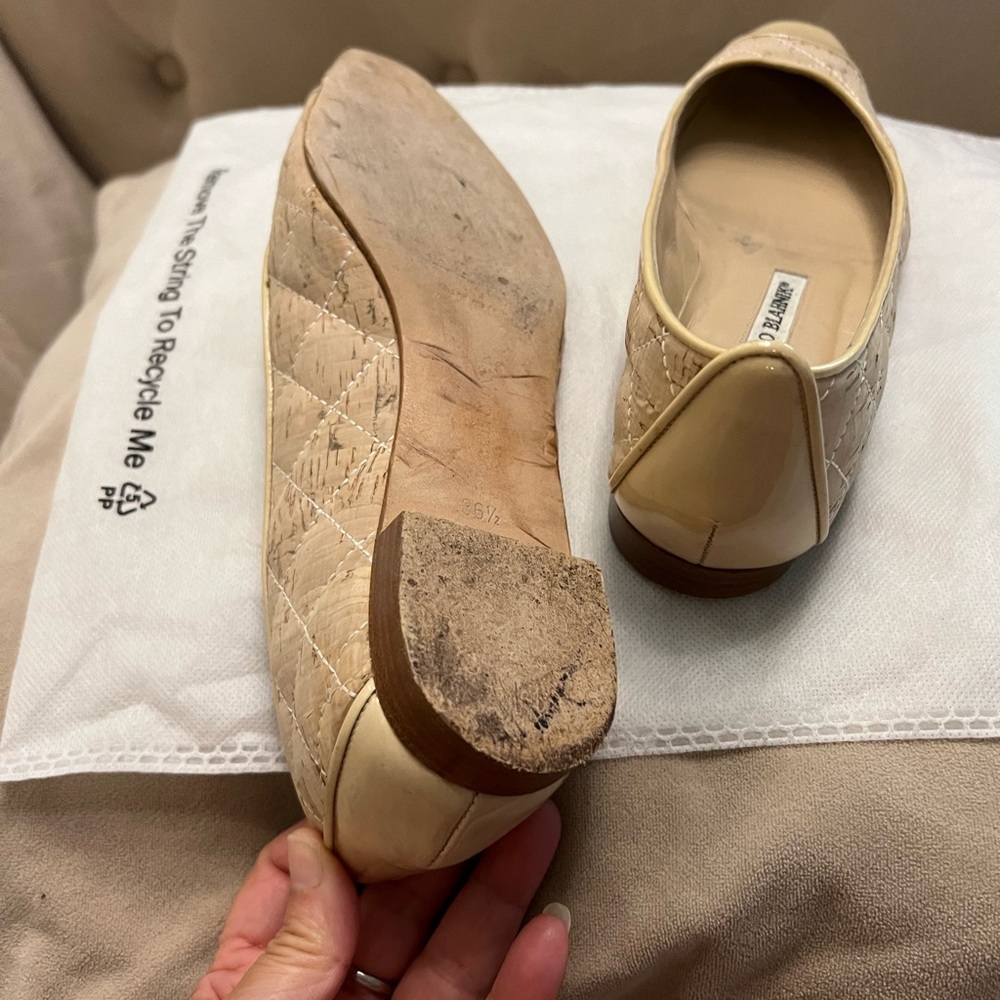 Manole Blahnik shoes - Picture 3 of 4